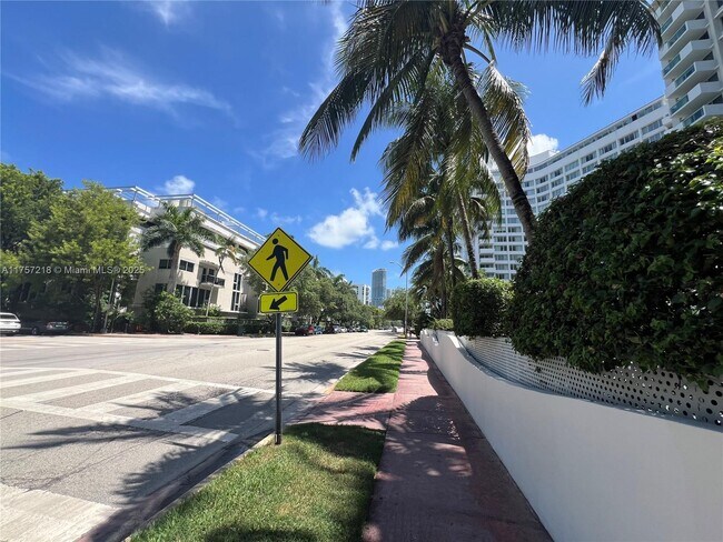 Building Photo - 1200 West Ave