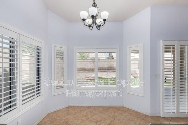 Building Photo - 4226 E Rockledge Rd