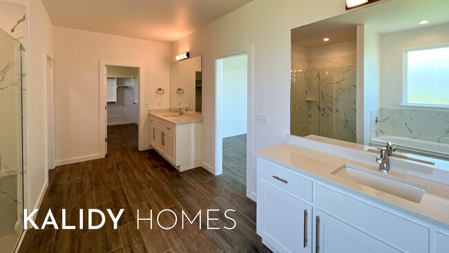 Building Photo - 20456 Antler Farms Dr