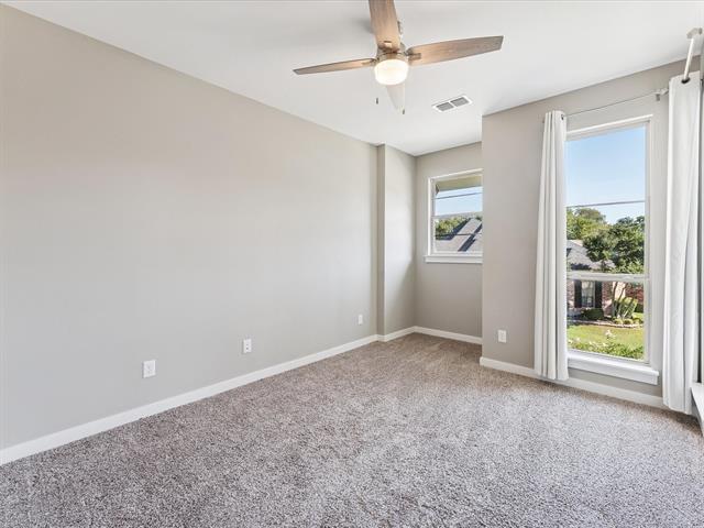 Building Photo - 914 St George Pl