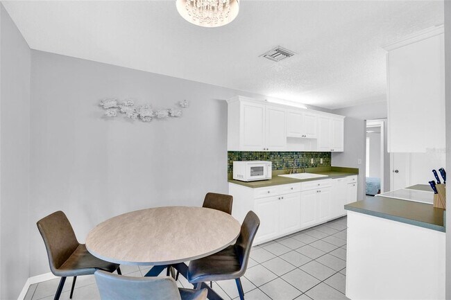 Building Photo - 175 22nd Ave