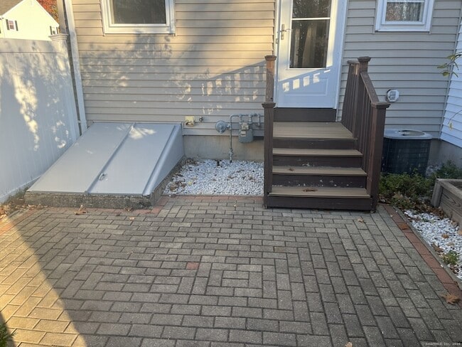 Building Photo - 2 Allspice Ln