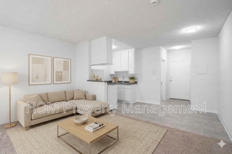 Building Photo - 10042 Commerce Ave