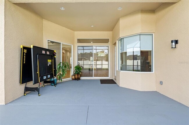 Building Photo - 20111 Tamiami Ave