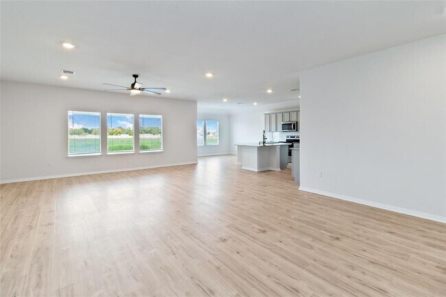 Building Photo - 106 Sandpiper Dr