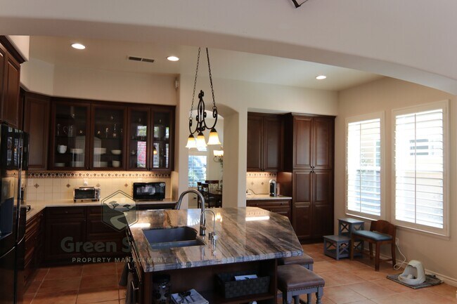 Building Photo - 2975 W.Evans Rd