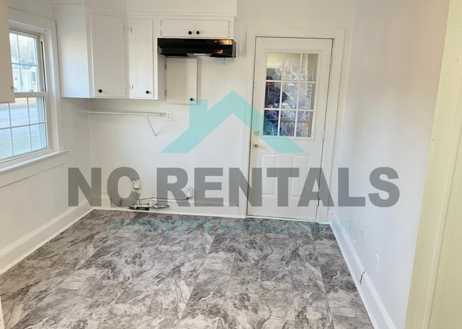 Building Photo - 712 Edgecombe Ave