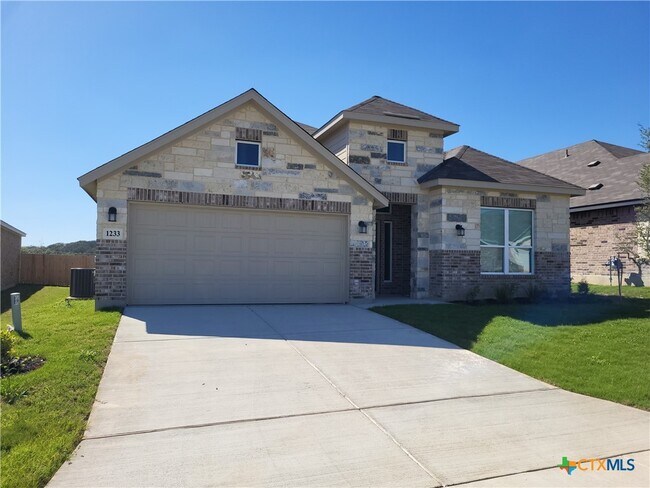 Building Photo - 1233 Fox Wing Wy