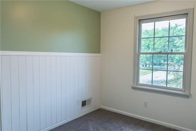 Building Photo - 217 Wycliff Dr