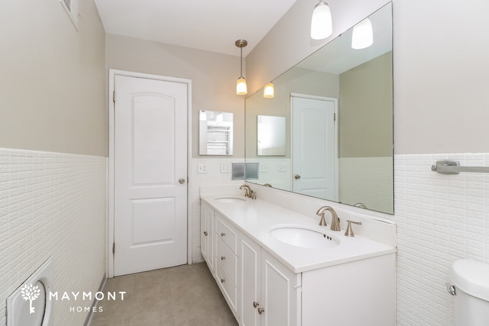 Building Photo - 4080 Marietta Dr