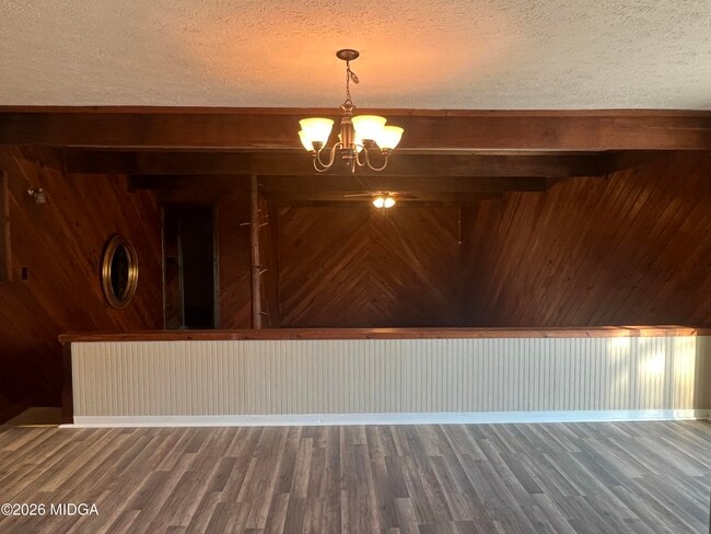 Building Photo - 1943 Northbrook Ave