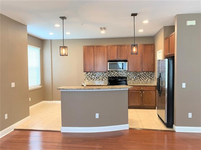 Building Photo - 4511 Legacy Park Dr