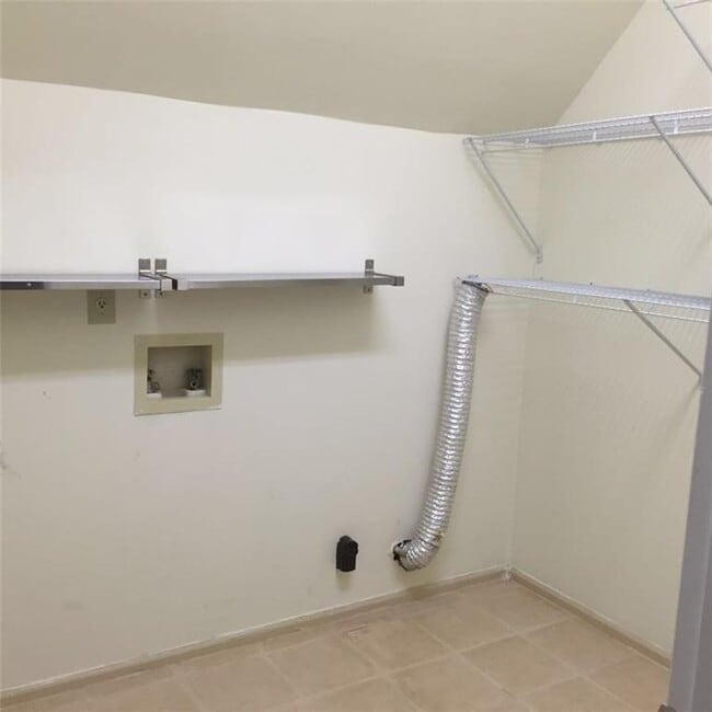 Building Photo - 7070 Derby Ct