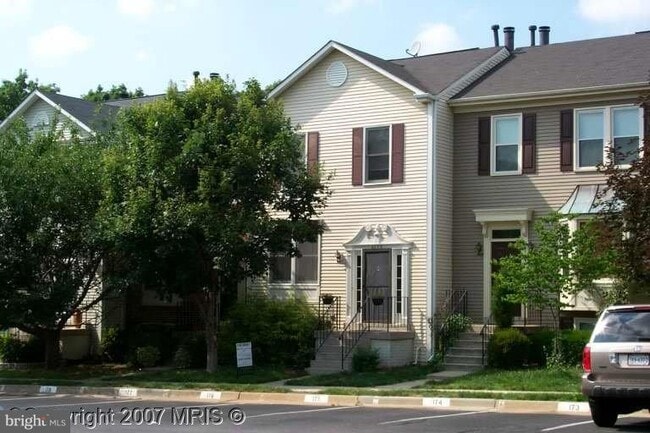 Primary Photo - 6078 Joust Ln