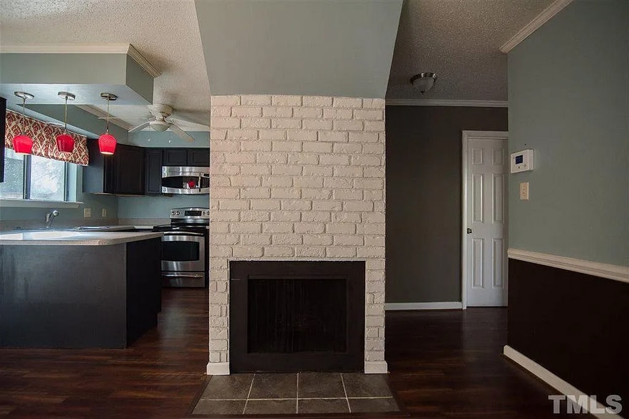 Building Photo - 816 Green Ridge Dr