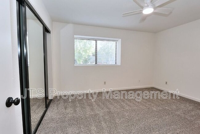 Building Photo - 5848 Alorn Ln