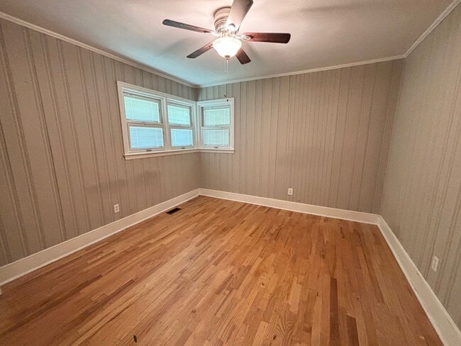 Building Photo - 4-Bedroom Brick Ranch in West Columbia — P...