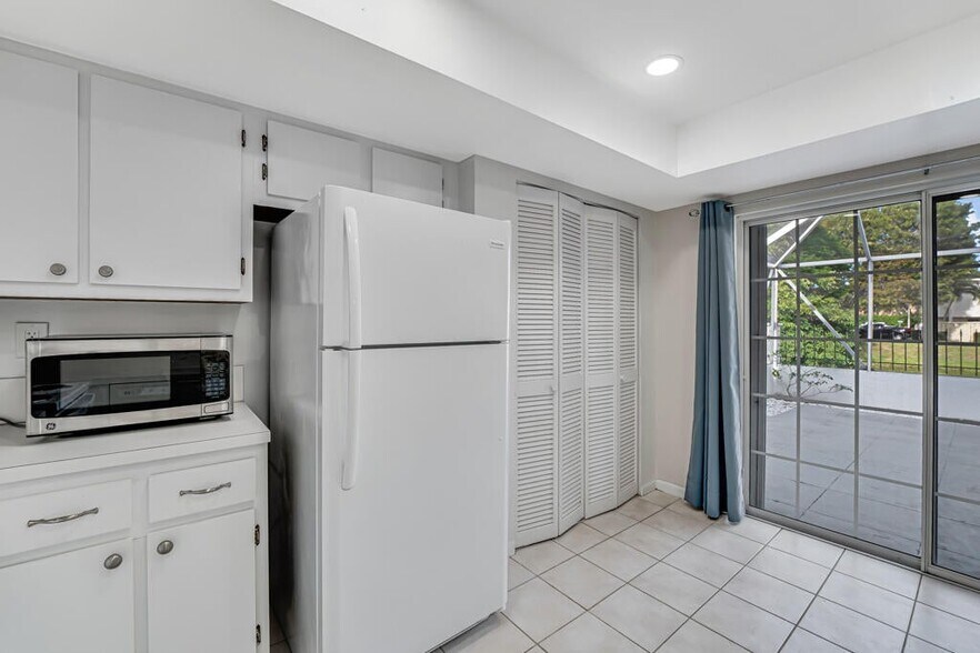 Building Photo - 12057 Basin St N