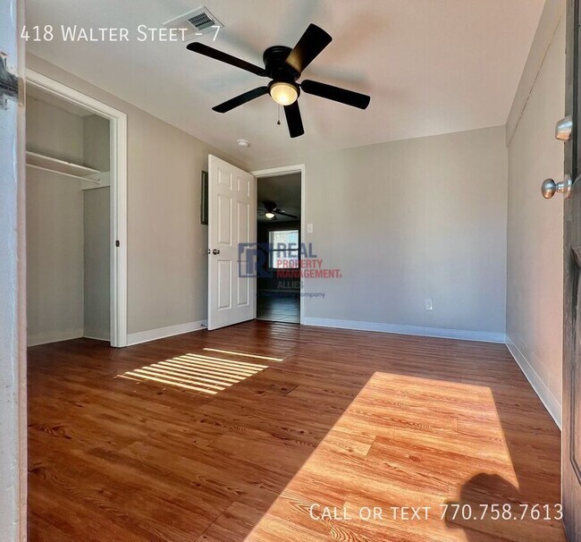 Building Photo - 418 Walter St