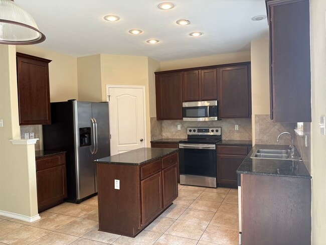 Building Photo - 2904 Anejo Dr