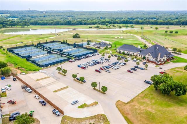 Building Photo - 13704 Southern Oaks Dr