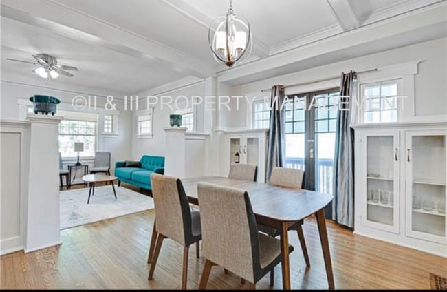 Building Photo - 11 E 57th Terrace