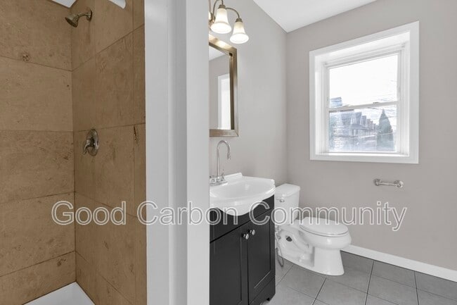 Building Photo - 1205 Hertel Ave