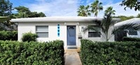 Building Photo - 403 32nd St