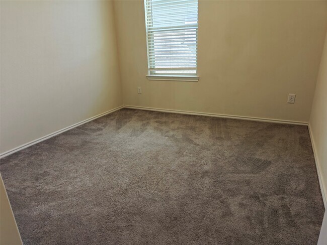 Building Photo - 1731 Gray Hawk Dr