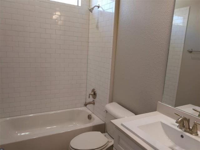 Building Photo - 1513 Gallant Fox Dr