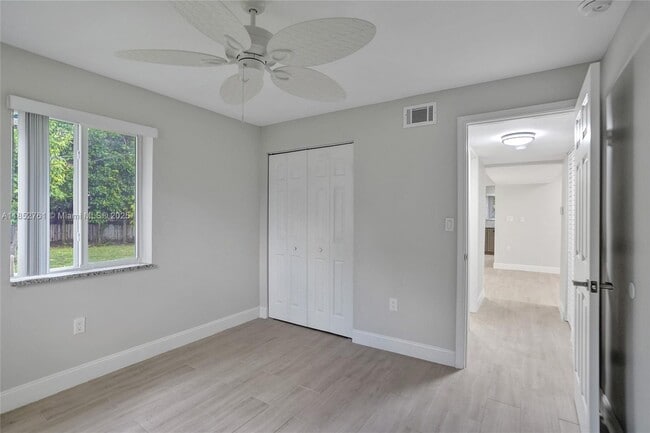 Building Photo - 3800 SW 58th Terrace