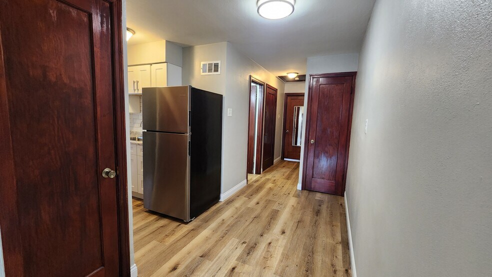 Building Photo - 4907 Heege Rd