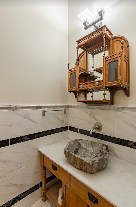 Building Photo - 8815 Oertel Dr