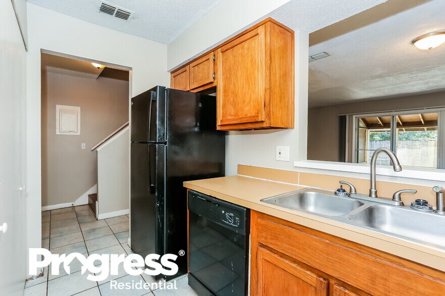 Building Photo - 7656 Arble Dr