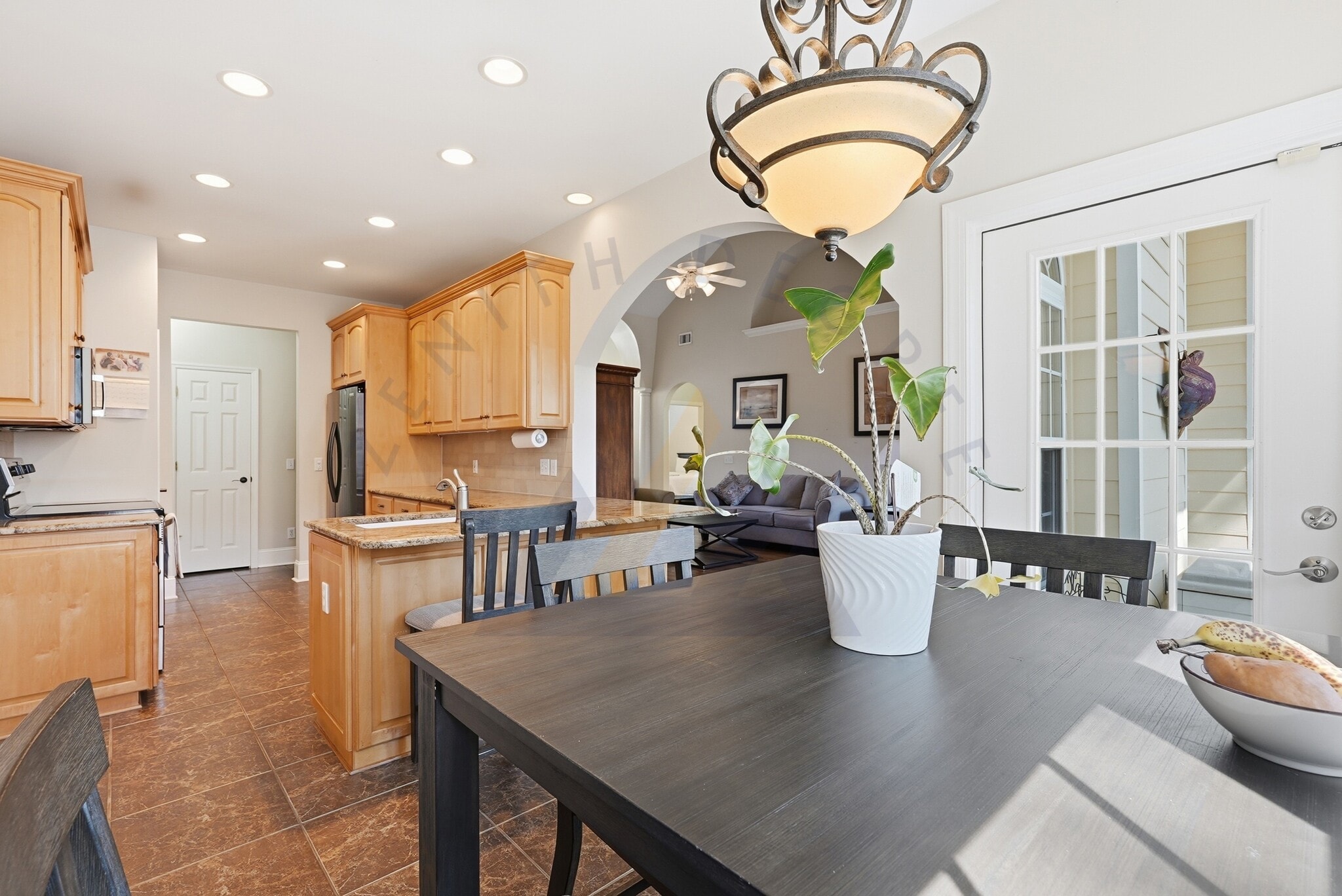 Building Photo - 245 Club Gate