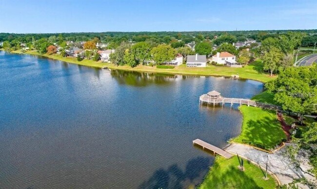 Building Photo - 2516 Grassy Point Dr