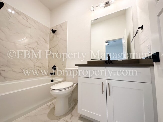 Building Photo - 2610 Kimsey Dr
