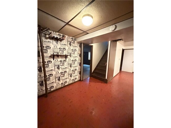 Building Photo - 711 5th Ave SE
