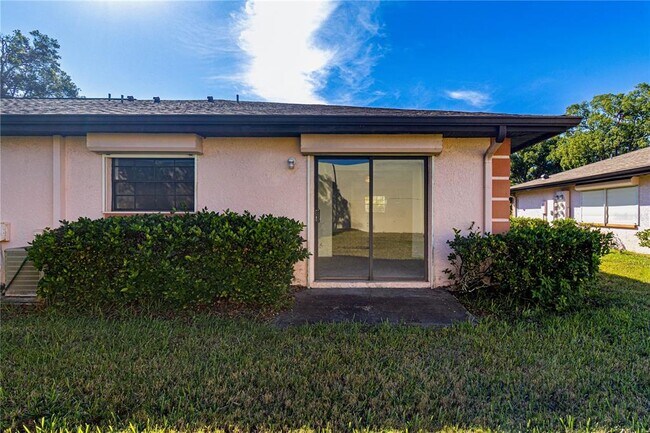 Building Photo - 13250 Ridge Rd S