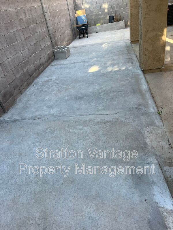 Building Photo - 22507 N 31st Ave