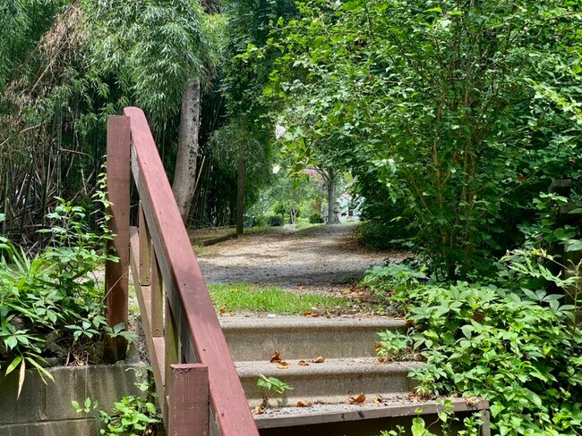 Building Photo - 95 Lanier St