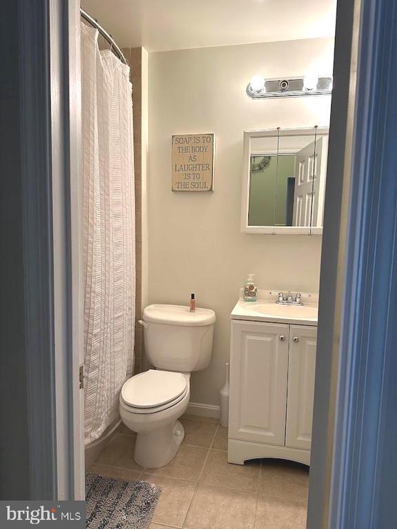 Building Photo - 6035 Crown Royal Cir