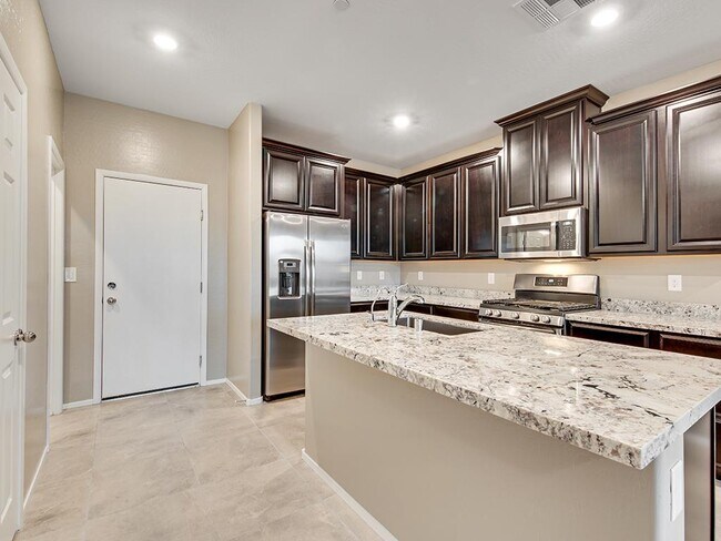 Building Photo - 6274 Cappadocia St