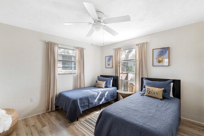 Building Photo - 631 Calhoun St