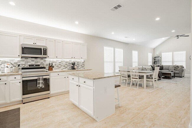 Building Photo - Available