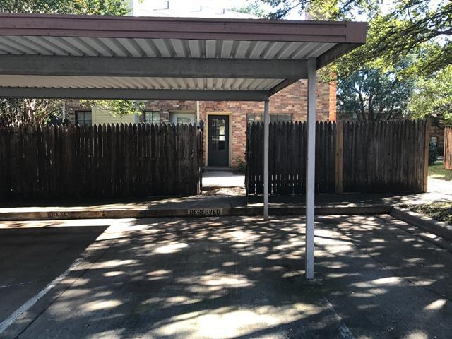 Building Photo - 7326 Kingswood Cir