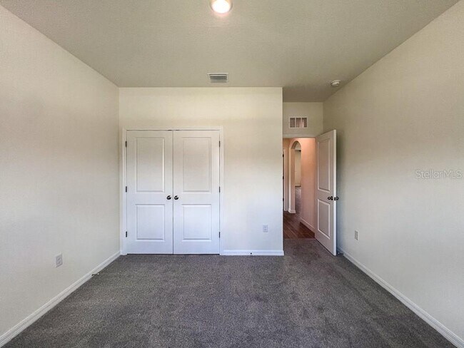 Building Photo - 1315 NW 132nd Cir