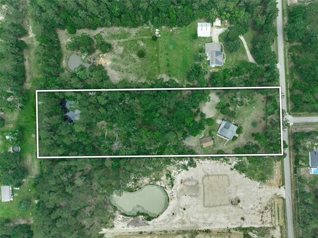 Building Photo - 18233 Country Pl Dr