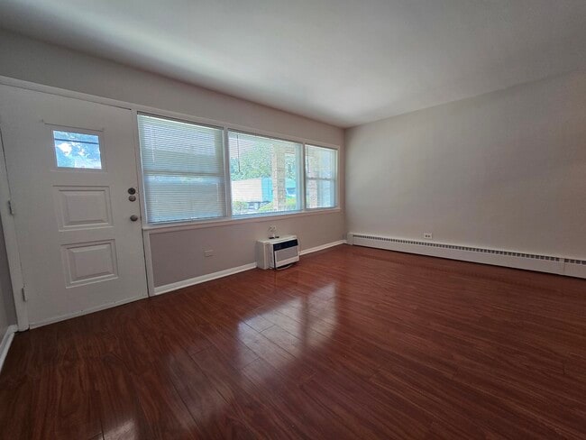 Building Photo - 1001 N Harlem Ave