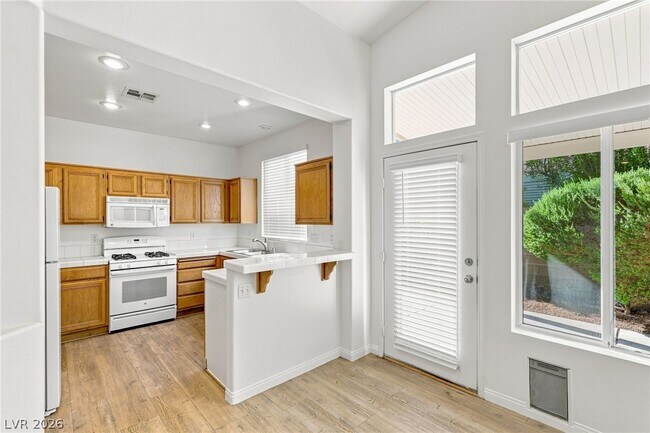 Building Photo - 10521 Angel Dreams Ave